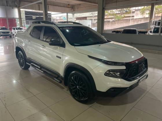FIAT TORO 1.3 TURBO 270 FLEX ULTRA AT6 FIAT TORO 1.3 TURBO 270 FLEX ULTRA AT6
